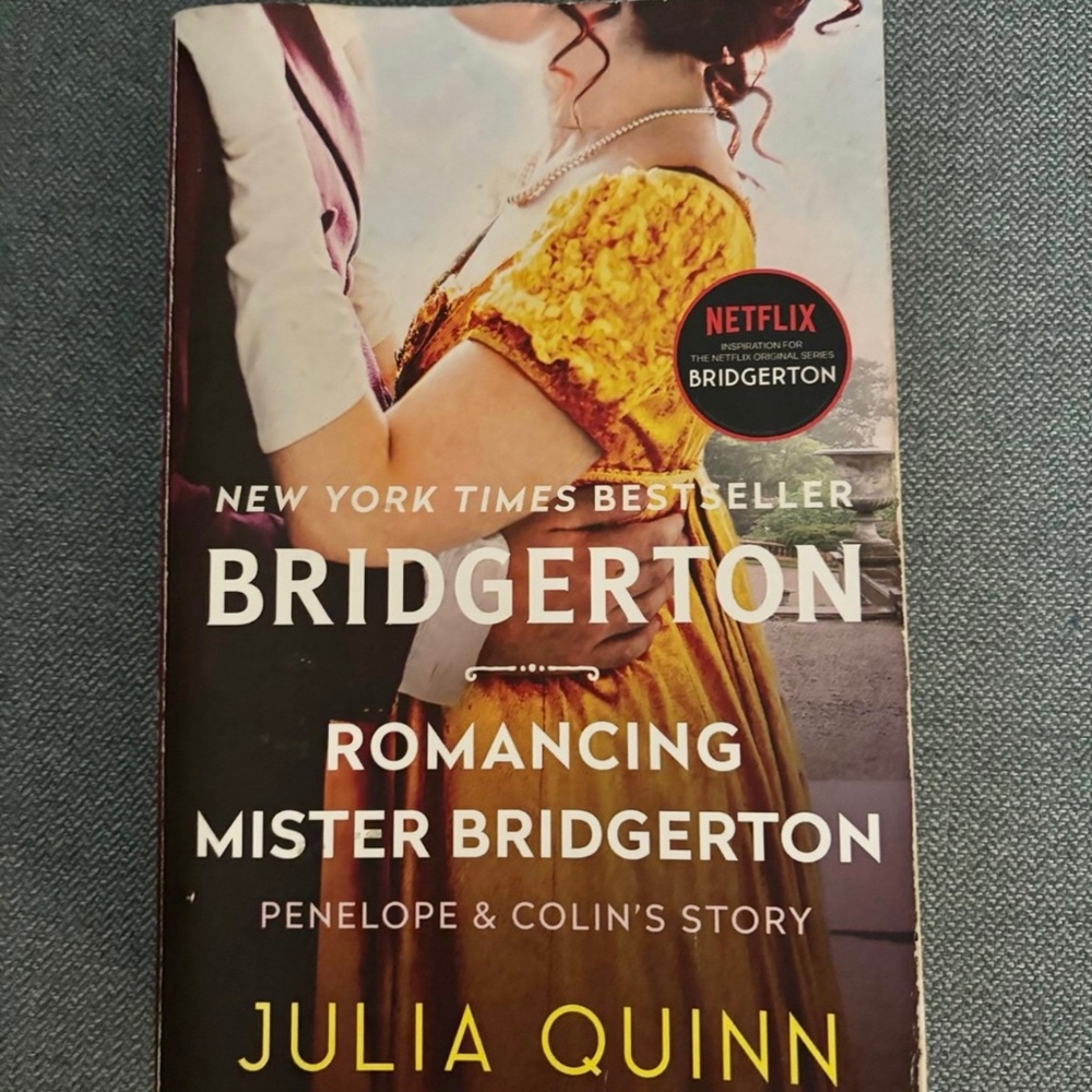 Romancing Mr Bridgerton Paperback